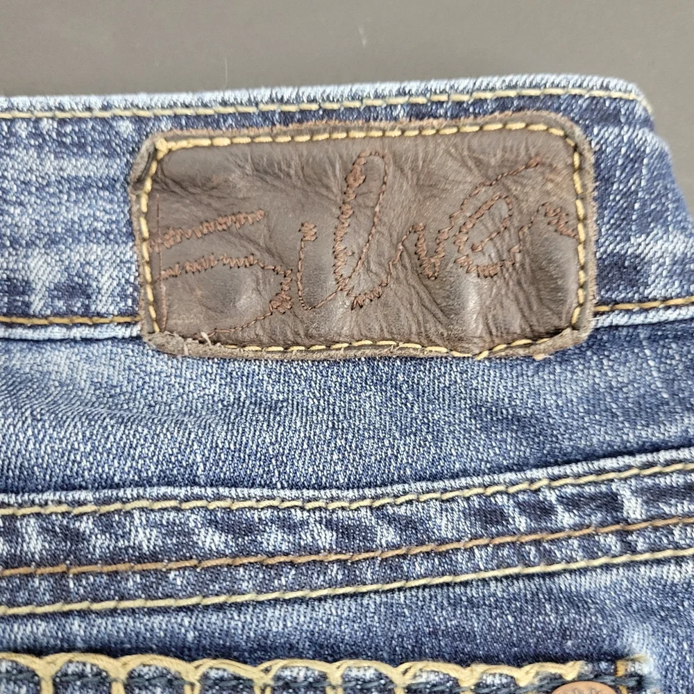 Silver Tuesday Flap Jeans - Picture 12 of 15